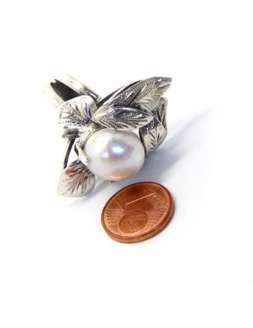 Silver 925: Hand-made woman's ring with leaves and baroque pearl size 16